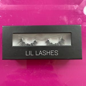 Lil lashes